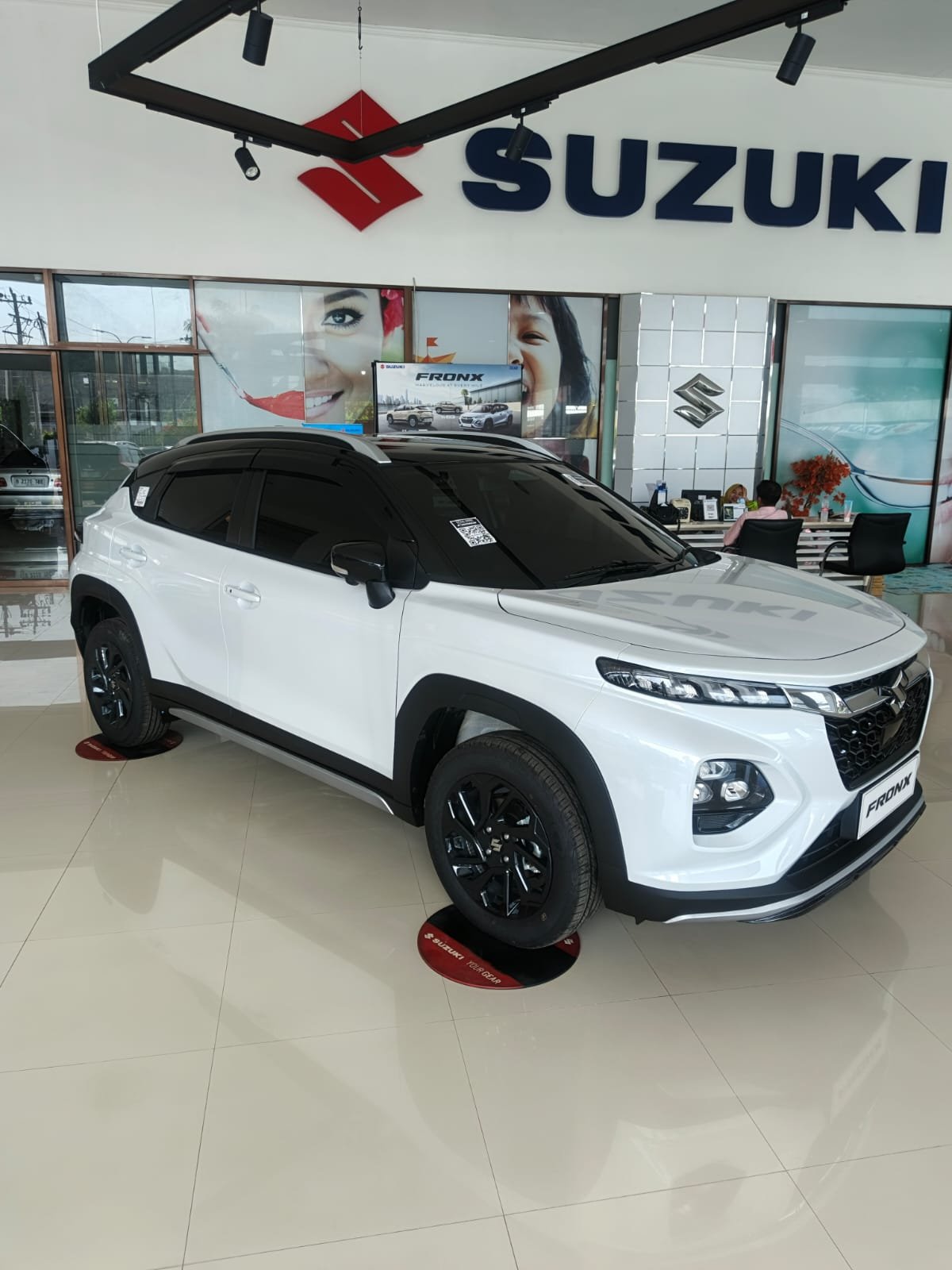 Suzuki Fronx SGX Hybrid Kuro 2026: SUV Coupe Modern dengan Fitur Keamanan Tambahan